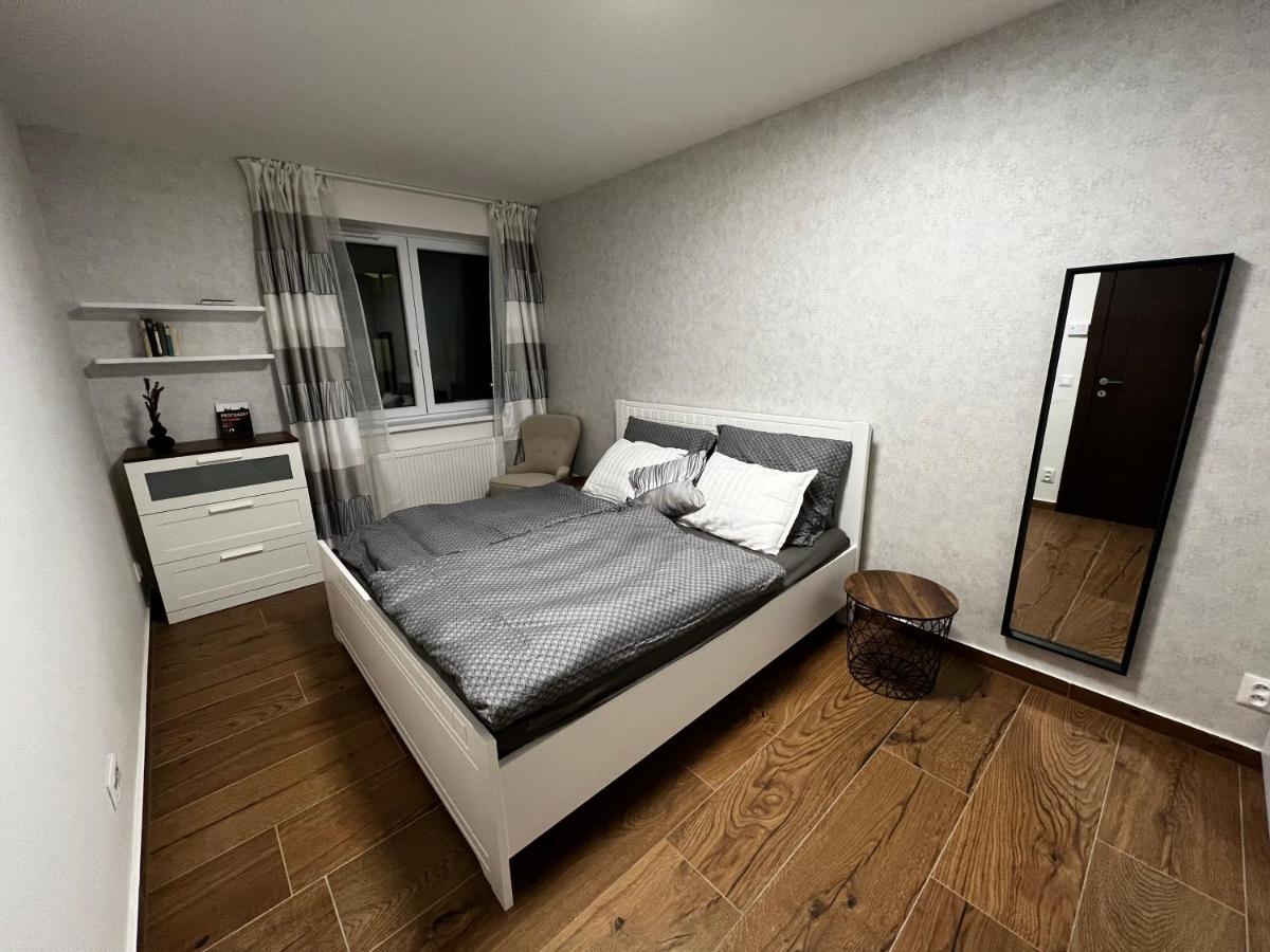 Apartman U Satoshiho أولوموك المظهر الخارجي الصورة